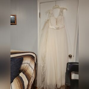 David's Bridal Cream Wedding Dress